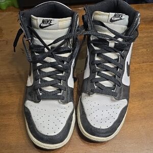 Nike Dunk Hi Retro- Panda